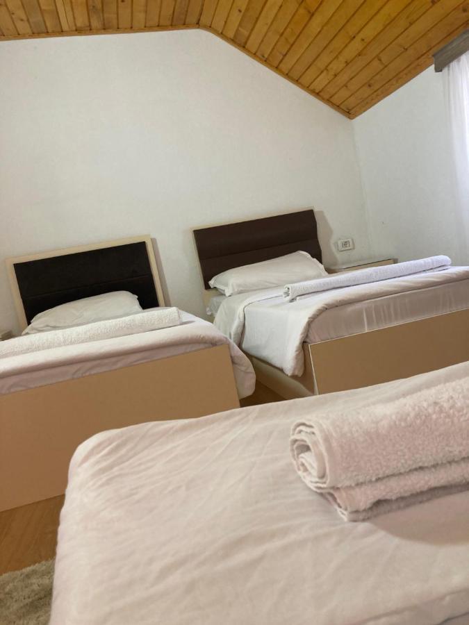 Bujtina Arturi Hotell Valbone Eksteriør bilde